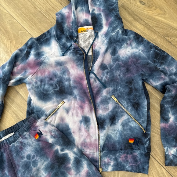 Unavailable - Picture 2 of 5